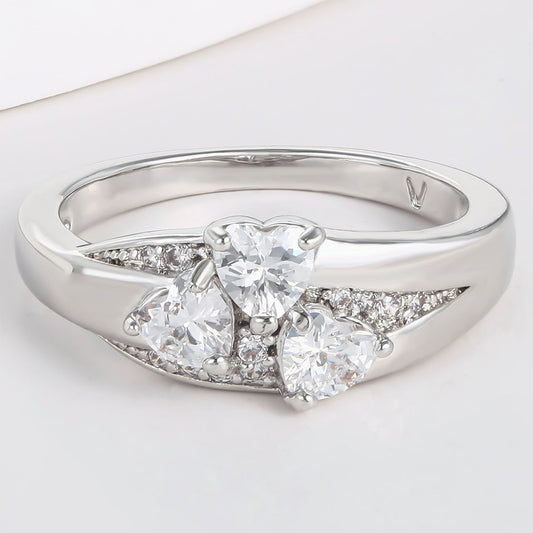 Pozlacená slitina - Prsten s Bílým Emporia® Křišťálem přibližná hmotnost: 10 gramů