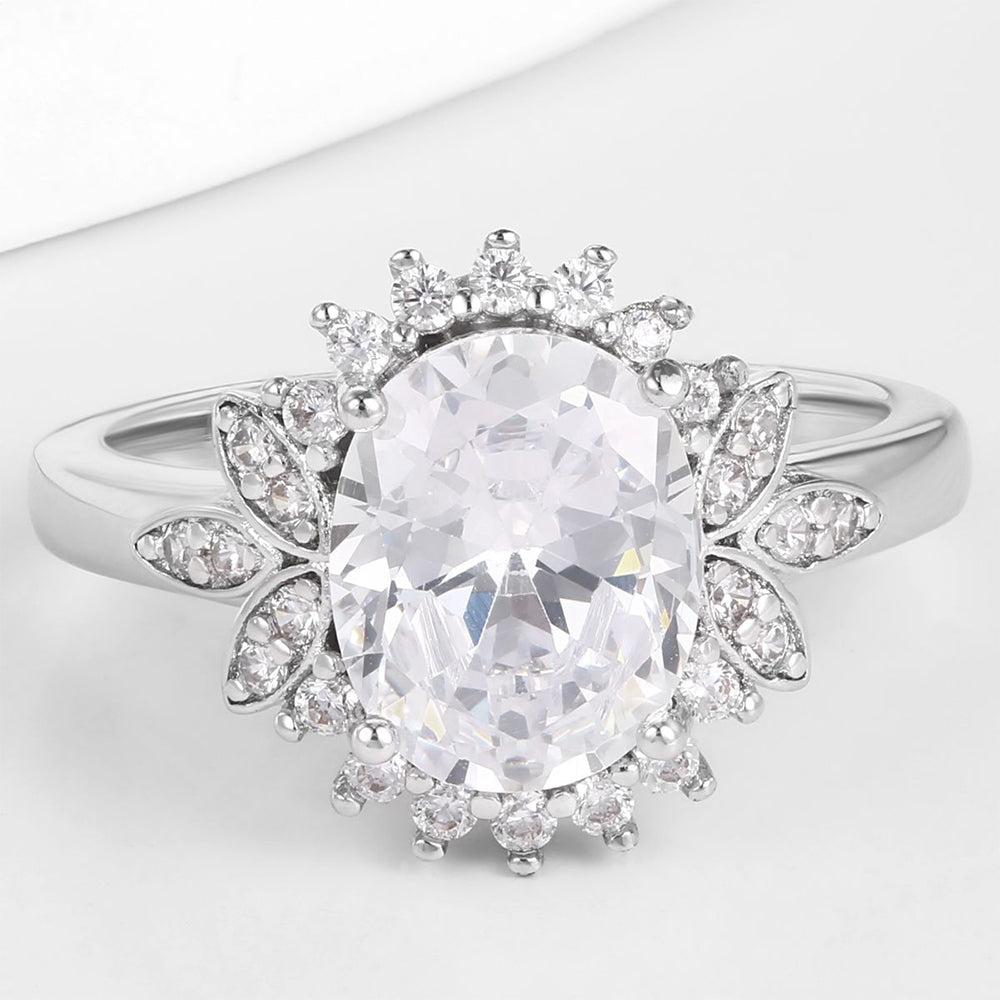 Pozlacená slitina - Prsten s Bílým Emporia® Křišťálem přibližná hmotnost: 10 gramů