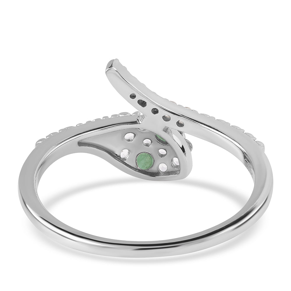 Stříbro 925/1000 - Prsten s Brazilským Smaragdem a Bílým Topazem - Karátové číslo: 0.34. přibližná hmotnost: 2.28 gramů