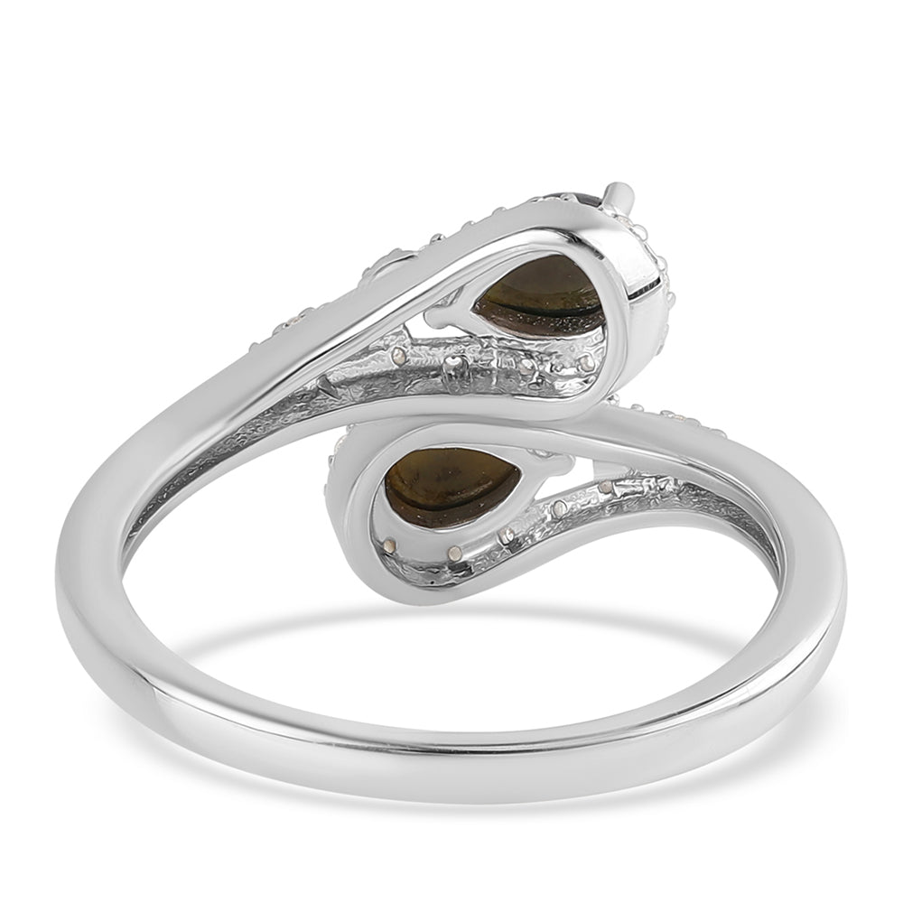 Stříbrný Prsten s Půlnočně Černým Etiopským Opálem z Lega Dembi a Bílým Topazem