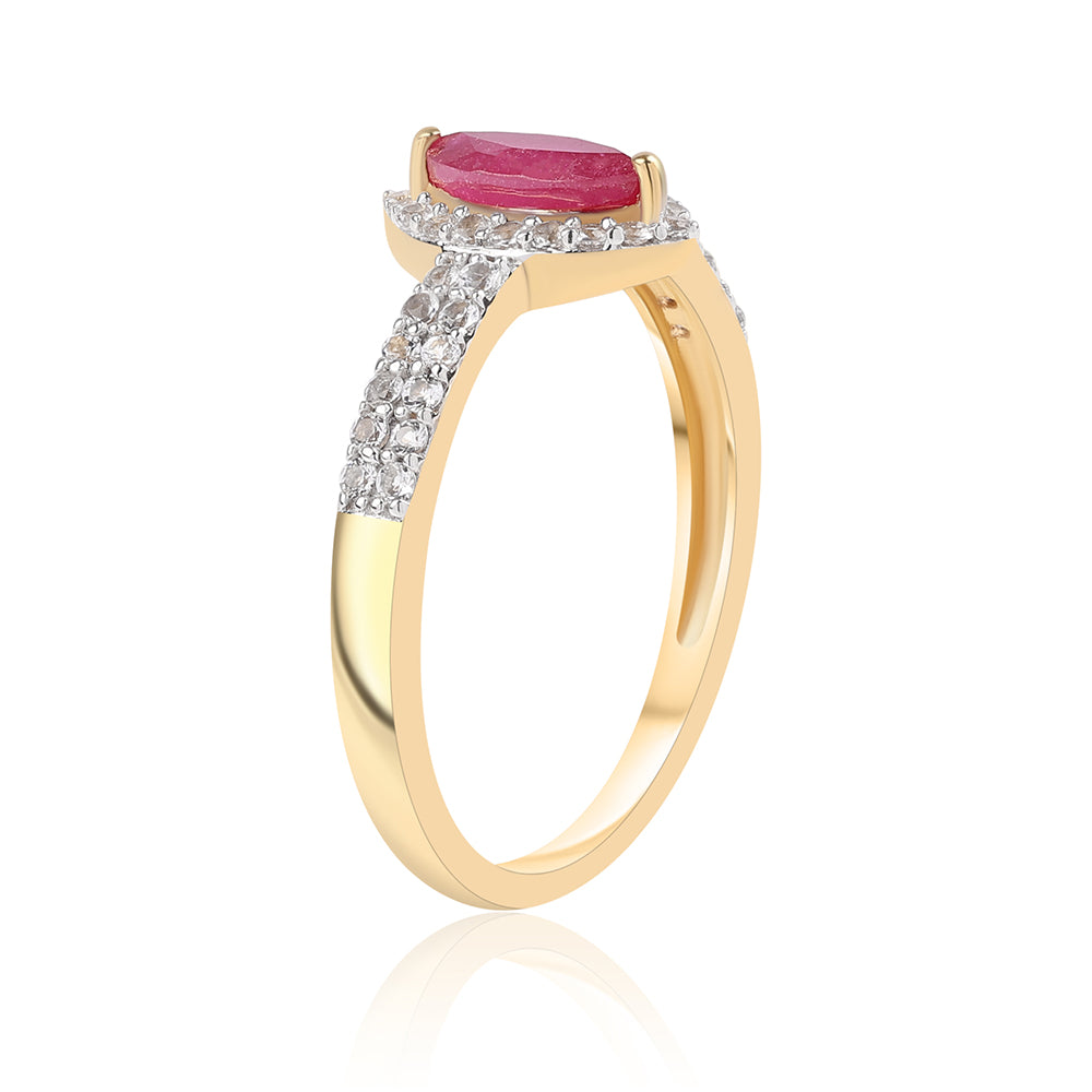 Pozlacené Stříbro 925/1000 - Prsten s Mozambickým Rubínem a Bílým Topazem - Karátové číslo: 1.02. přibližná hmotnost: 2.06 gramů