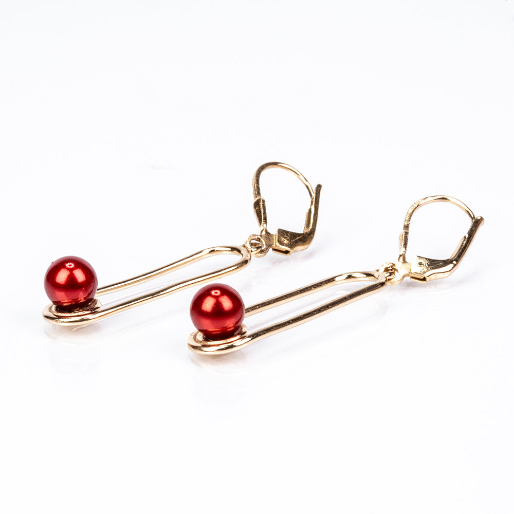 Pozlacené Stříbro 925/1000 - Náušnice s Červená sladkovodní Perlou - Karátové číslo: 3.4. přibližná hmotnost: 3.23 gramů