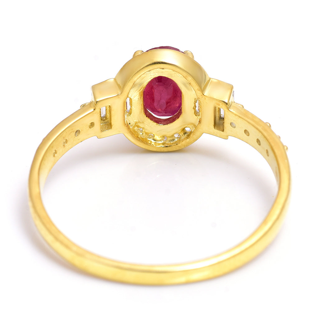 Pozlacené Stříbro 925/1000 - Prsten s Madagaskarským Rubínem a Bílým Topazem - Karátové číslo: 1.01. přibližná hmotnost: 2.4 gramů