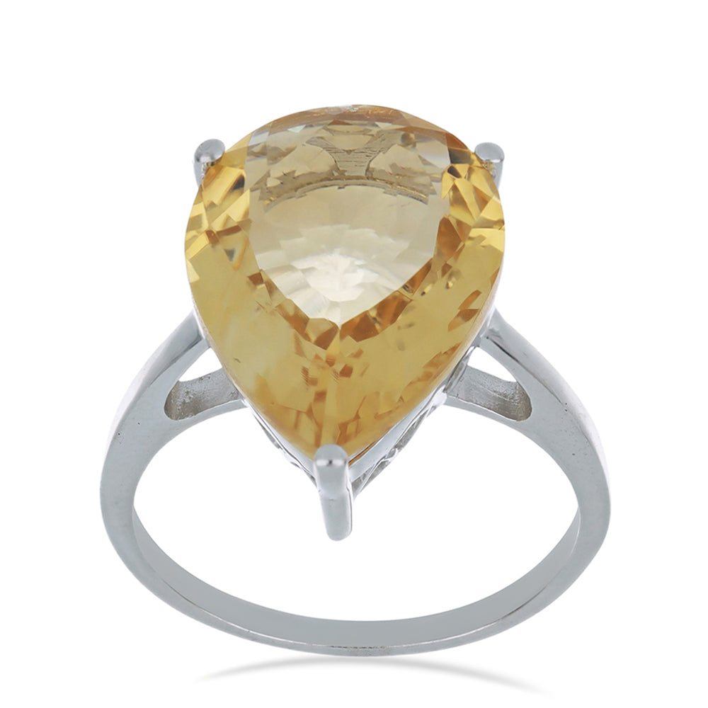 Stříbro 925/1000 - Prsten s Uralským Citrínem - Karátové číslo: 8.3. přibližná hmotnost: 4.61 gramů