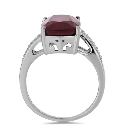 Stříbro 925/1000 - Prsten s Madagaskarským Rubínem a Bílým Topazem - Karátové číslo: 10.85. přibližná hmotnost: 5.56 gramů