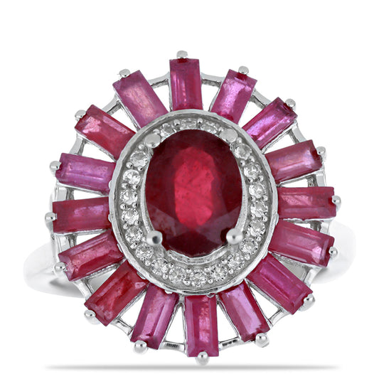 Stříbro 925/1000 - Prsten s Madagaskarským Rubínem a Bílým Topazem - Karátové číslo: 5.08. přibližná hmotnost: 6.43 gramů