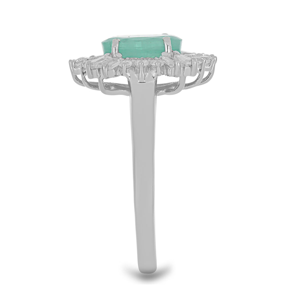 Stříbro 925/1000 - Prsten s Brazilským Smaragdem a Bílým Zirkonem - Karátové číslo: 3.06. přibližná hmotnost: 4.49 gramů