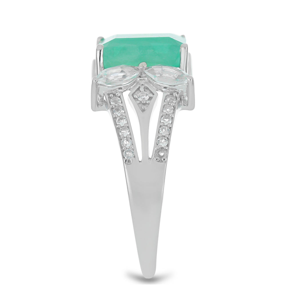 Stříbro 925/1000 - Prsten s Brazilským Smaragdem a Bílým Topazem - Karátové číslo: 3.31. přibližná hmotnost: 3.7 gramů