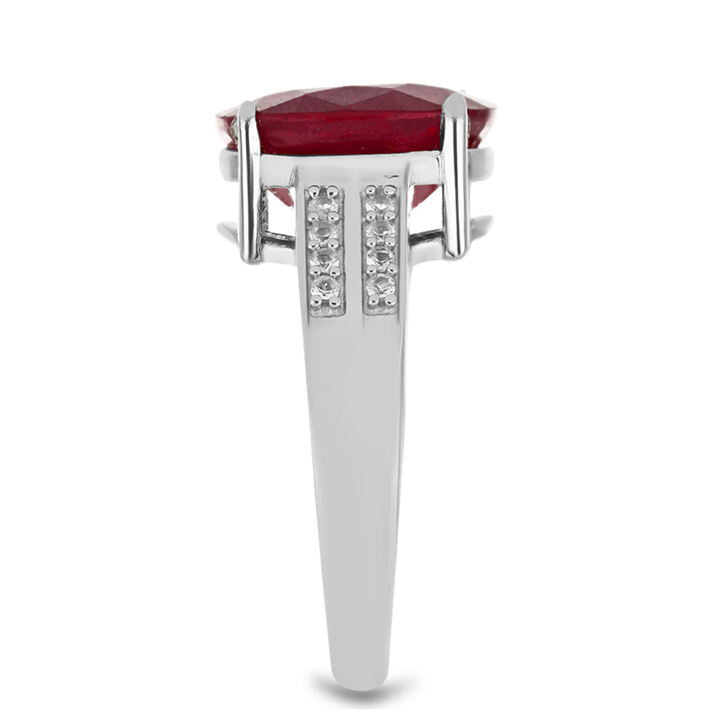 Stříbro 925/1000 - Prsten s Madagaskarským Rubínem a Bílým Topazem - Karátové číslo: 7.22. přibližná hmotnost: 5.47 gramů