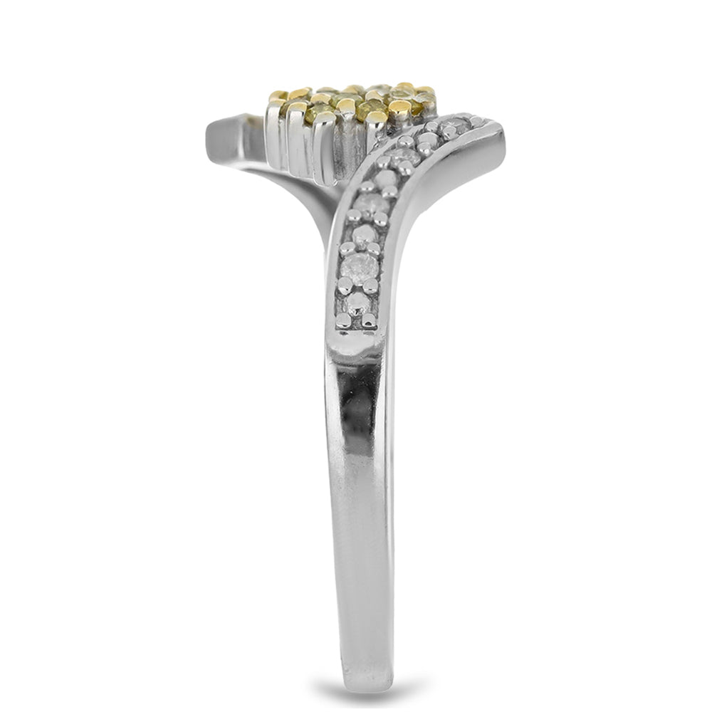 Stříbro 925/1000 - Prsten se Žlutým Diamantem a Bílým Diamantem - Karátové číslo: 0.23. přibližná hmotnost: 2.8 gramů