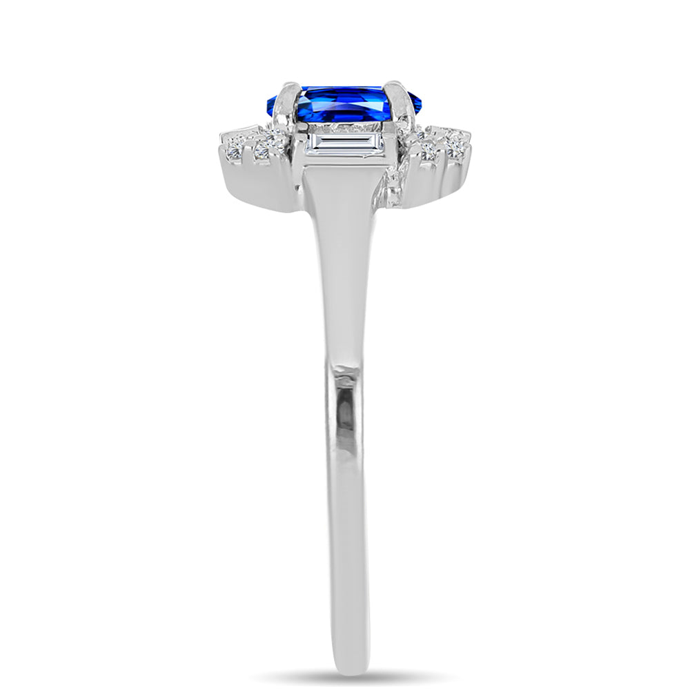 Stříbro 925/1000 - Prsten s Australským Modrým Safírem a Bílým Zirkonem - Karátové číslo: 1.05. přibližná hmotnost: 2.31 gramů