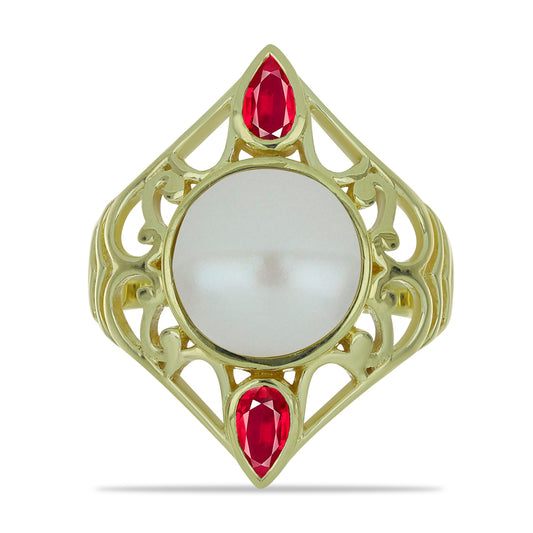 Pozlacené Stříbro 925/1000 - Prsten s Bílou Sladkovodní Perlou a Madagaskarským Rubínem - Karátové číslo: 7. přibližná hmotnost: 5.39 gramů