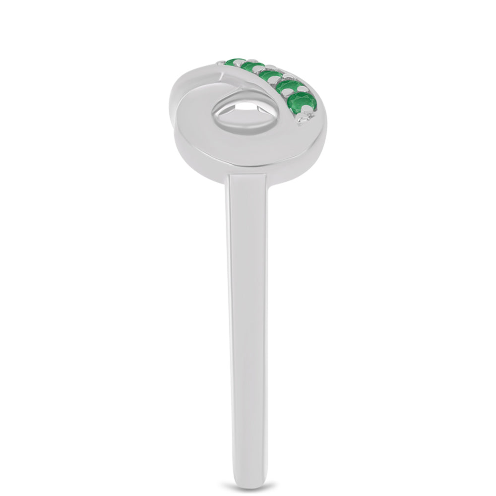 Stříbro 925/1000 - Prsten s Brazilským Smaragdem - Karátové číslo: 0.15. přibližná hmotnost: 3.05 gramů