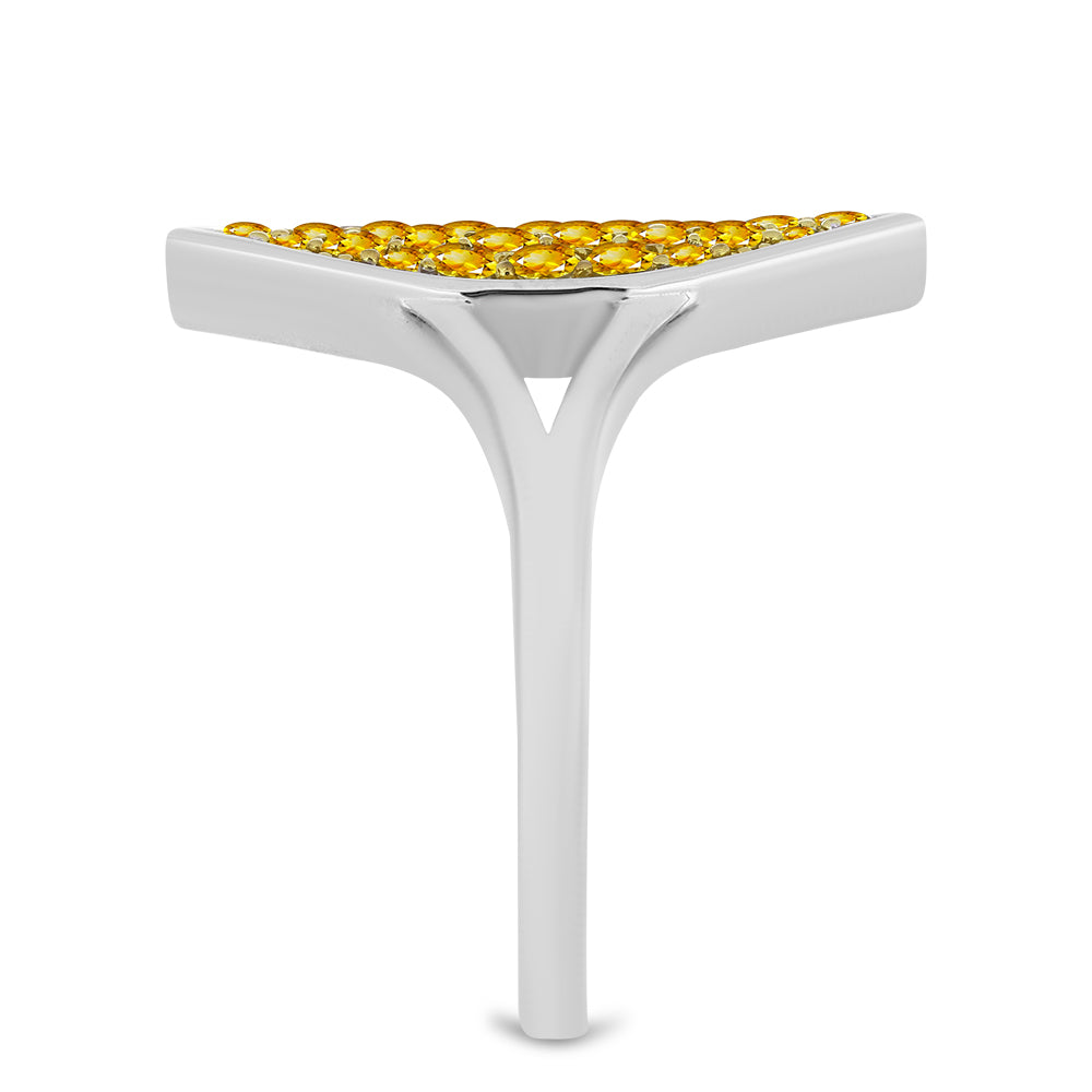 Stříbro 925/1000 - Prsten s Uralským Citrínem - Karátové číslo: 1.06. přibližná hmotnost: 4.5 gramů