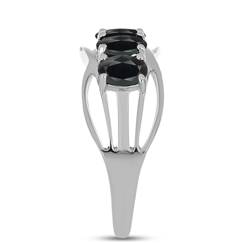 Stříbro 925/1000 - Prsten s Obsidiánem - Karátové číslo: 0.97. přibližná hmotnost: 3.03 gramů