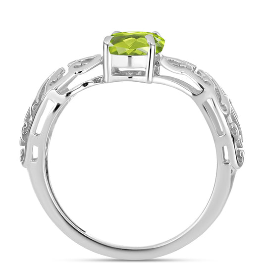 Stříbro 925/1000 - Prsten s Čchang-pajským Peridotem - Karátové číslo: 1.15. přibližná hmotnost: 1.98 gramů