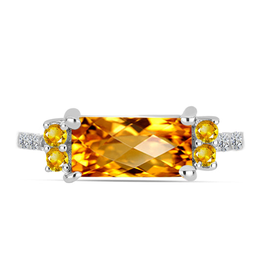 Stříbro 925/1000 - Prsten s Uralským Citrínem a Bílým Topazem - Karátové číslo: 1.49. přibližná hmotnost: 2.75 gramů