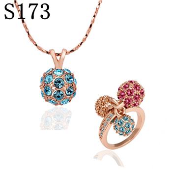 Pozlacená Slitinová Sada s Modrým Emporia® Křišťálem a Červeným Emporia® Křišťálem ( Náhrdelník+Prsten )