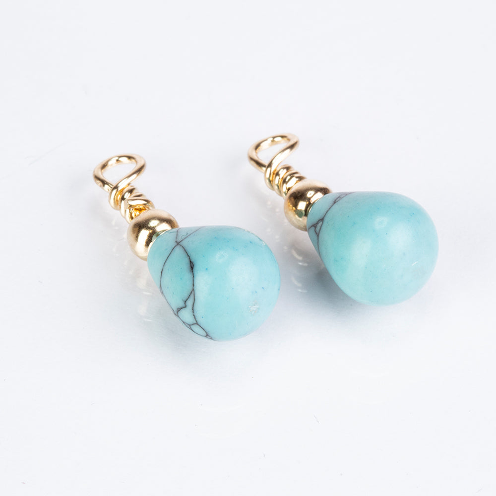 Pozlacená slitina - Sada s Tyrkysem a Karneolem - Karátové číslo: 60. přibližná hmotnost: 12 gramů ( Náušnice )