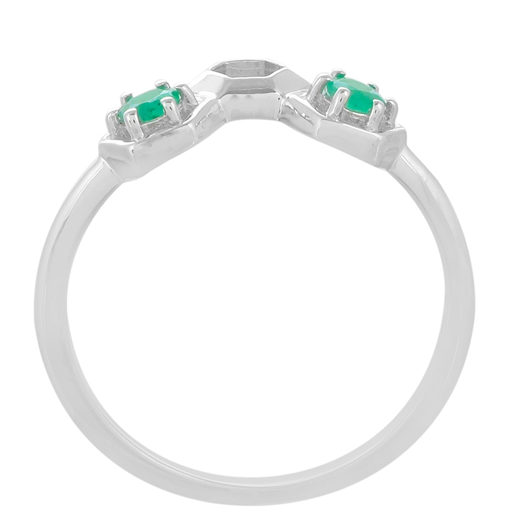 Stříbro 925/1000 - Prsten s Brazilským Smaragdem - Karátové číslo: 0.21. přibližná hmotnost: 1.75 gramů