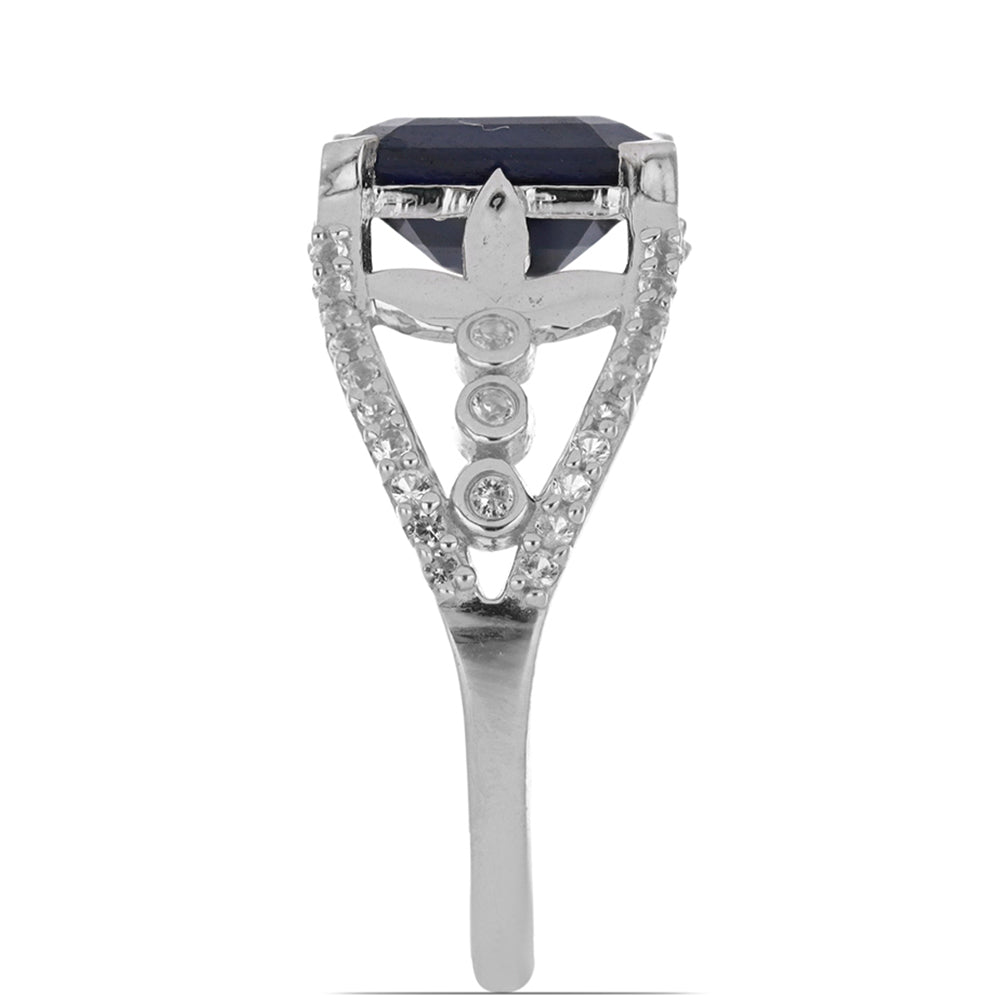 Stříbro 925/1000 - Prsten s Roseberským Modrým Safírem a Bílým Topazem - Karátové číslo: 3.91. přibližná hmotnost: 3.86 gramů