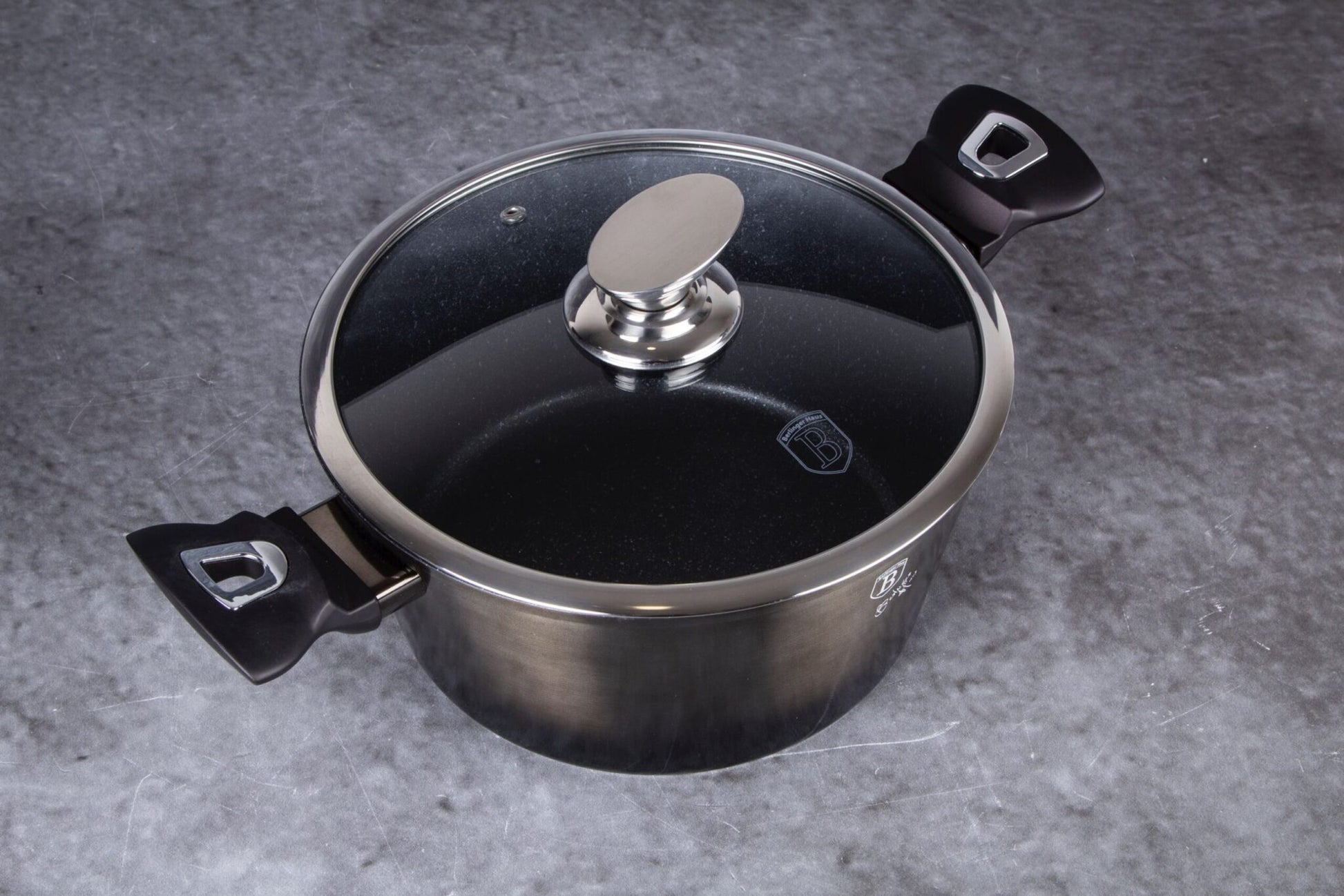 Berlinger Haus Metallic Line Shiny Black Edition kastrol s poklicí (6,1 l) 5 