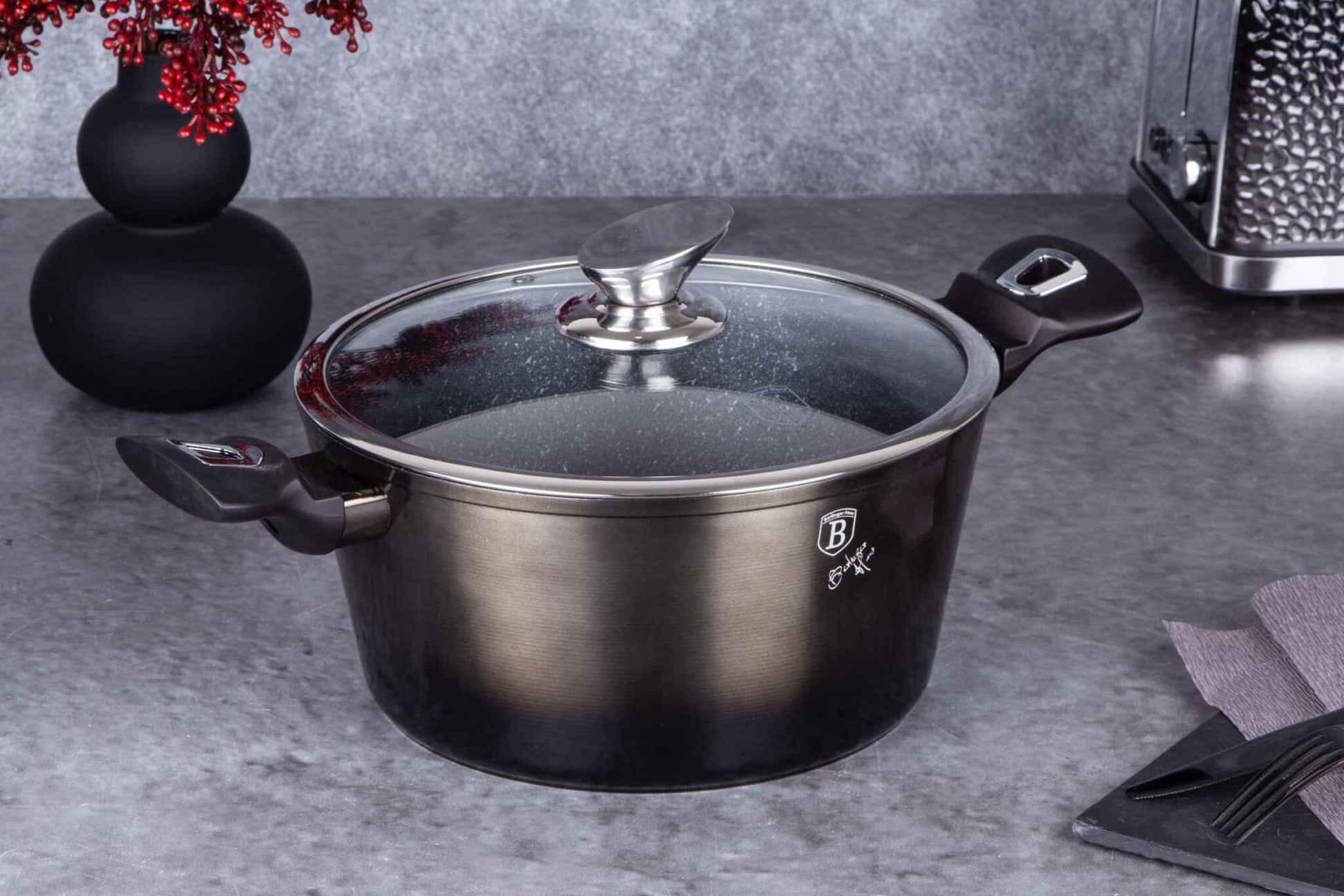 Berlinger Haus Metallic Line Shiny Black Edition kastrol s poklicí (6,1 l) 6 