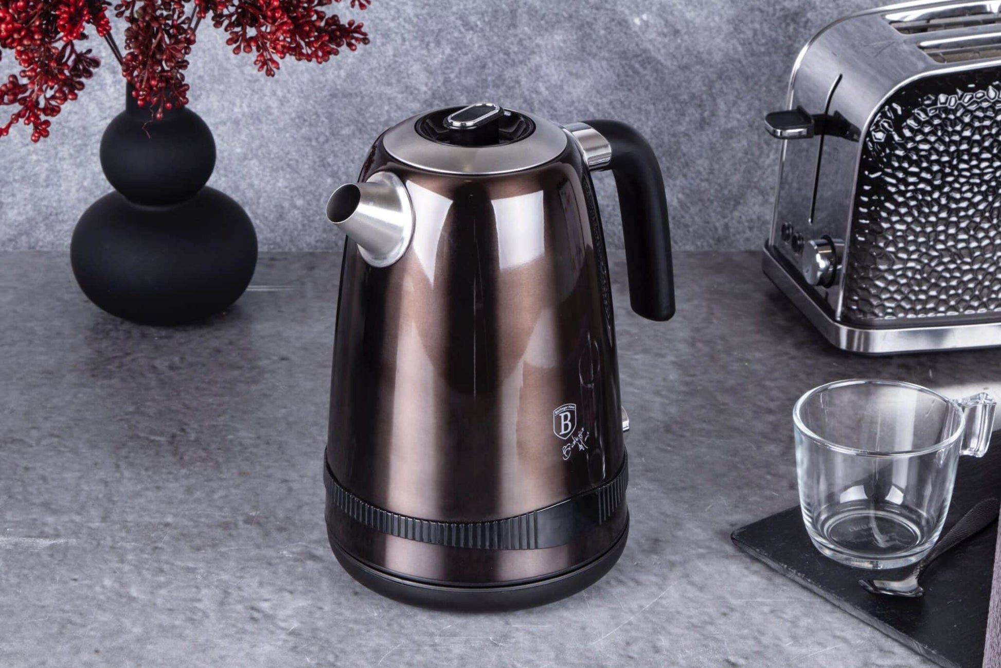 Berlinger Haus Metallic Line Shiny Black Edition Digitální rychlovarná konvice, černá 6 