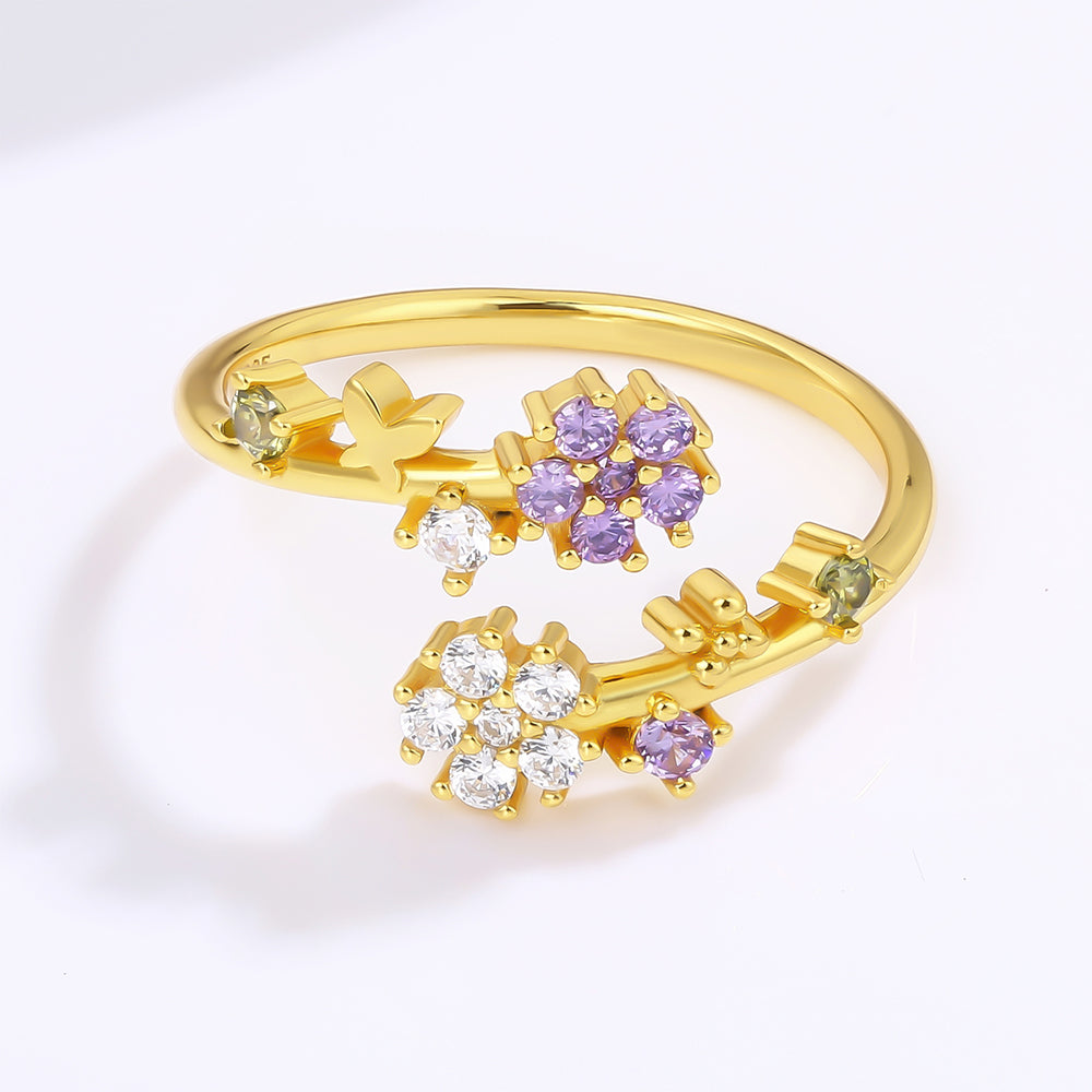 Pozlacená slitina - Prsten s Bílým Emporia® Křišťálem a Fialovým Emporia® Křišťálem přibližná hmotnost: 10 gramů 1 