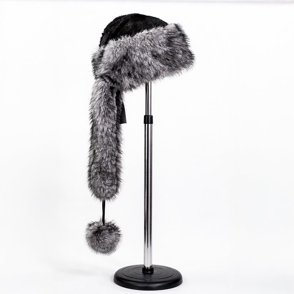 Stříbrná zimní čepice s umělou kožešinou a šálou – univerzální velikost 3 