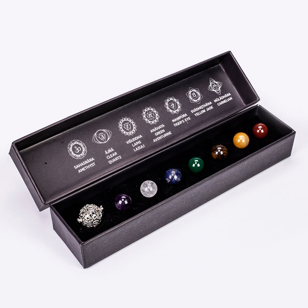 Pozlacená slitina - Náhrdelník s Ametystem a Čirým Křemenem - Karátové číslo: 55.5. přibližná hmotnost: 11.1 gramů