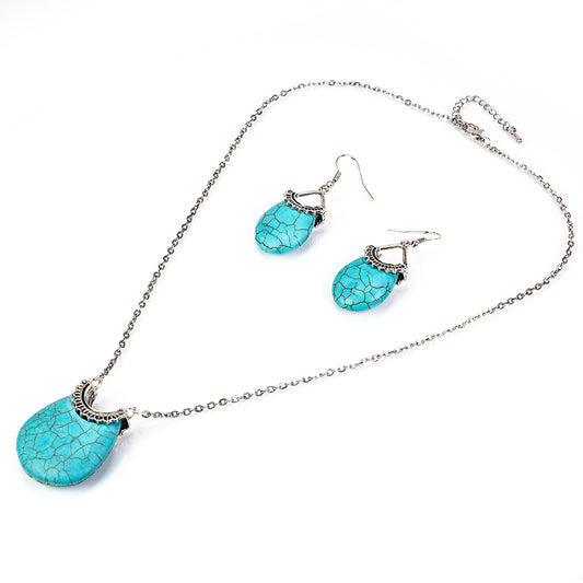 Pozlacená slitina - Sada s Tyrkysem - Karátové číslo: 170. přibližná hmotnost: 34 gramů ( Náhrdelník+Náušnice )