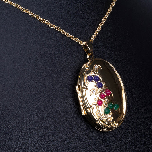 Pozlacená slitina - Náhrdelník s Rubínem a se Safírem - Karátové číslo: 0.44. přibližná hmotnost: 22 gramů