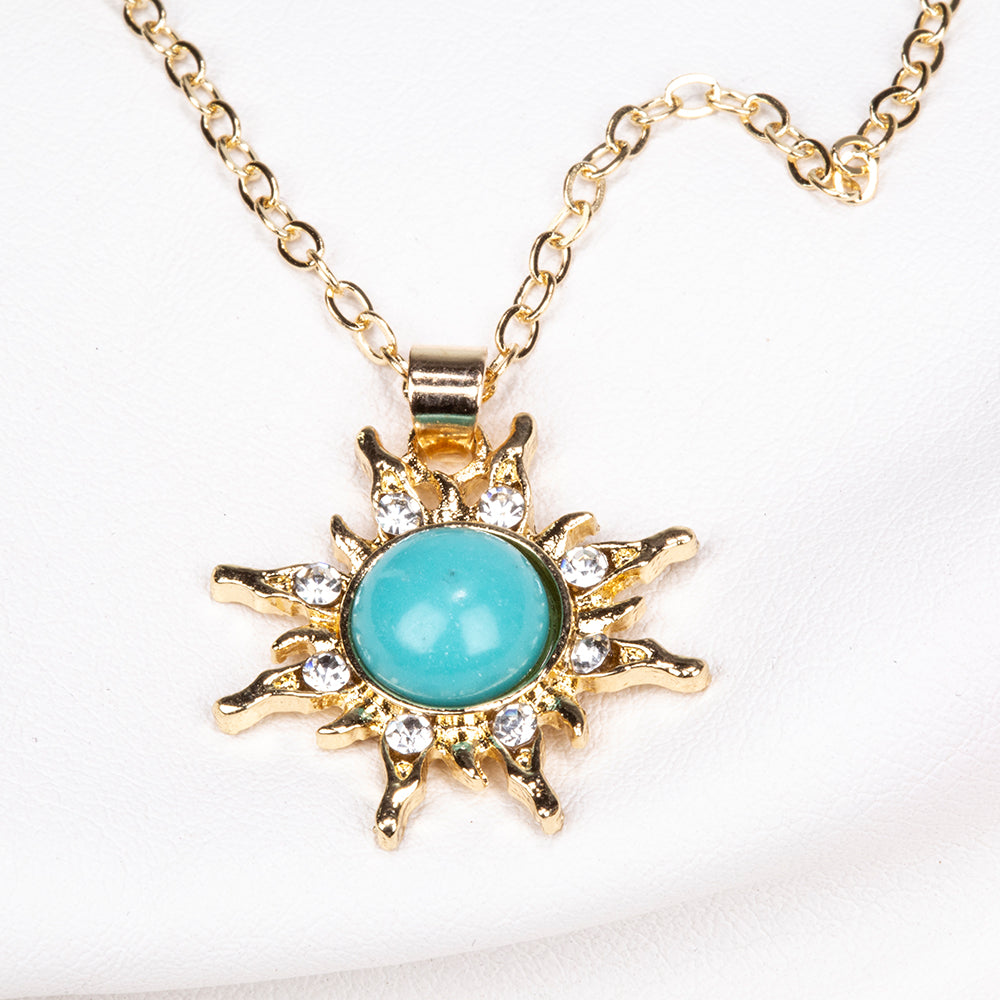 Pozlacená slitina - Náhrdelník s Tyrkysem - Karátové číslo: 1.82. přibližná hmotnost: 4 gramů 7 