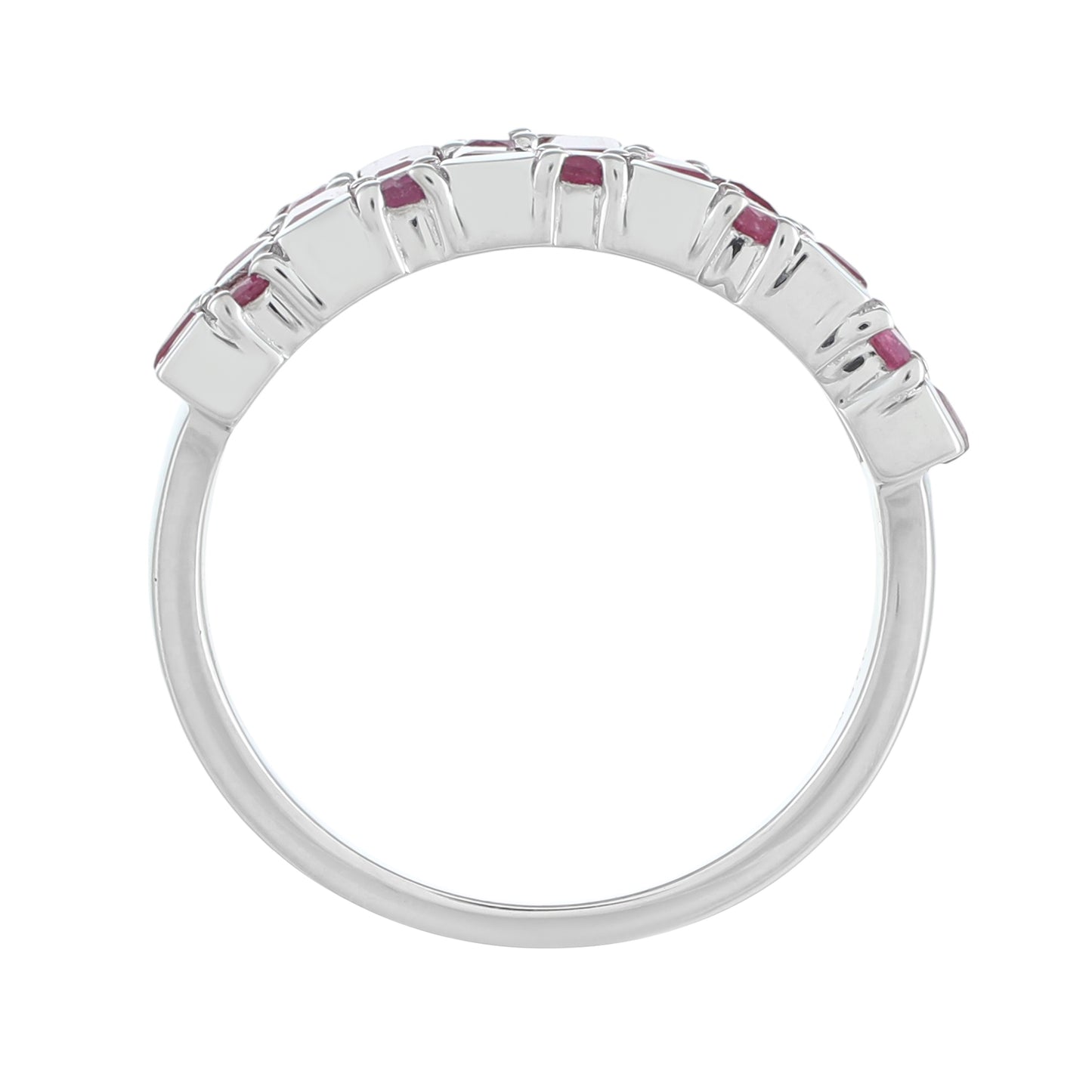 Stříbro 925/1000 - Prsten s Thajským Rubínem - Karátové číslo: 2.93. přibližná hmotnost: 4 gramů