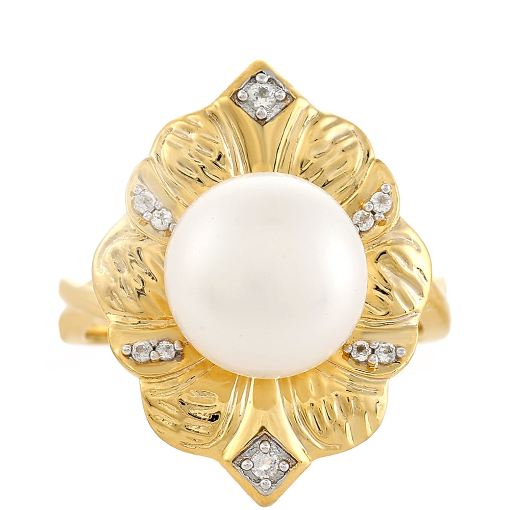 Pozlacené Stříbro 925/1000 - Prsten s Barokní Sladkovodní Kultivovanou Perlou a Bílým Topazem - Karátové číslo: 5.96. přibližná hmotnost: 6.01 gramů