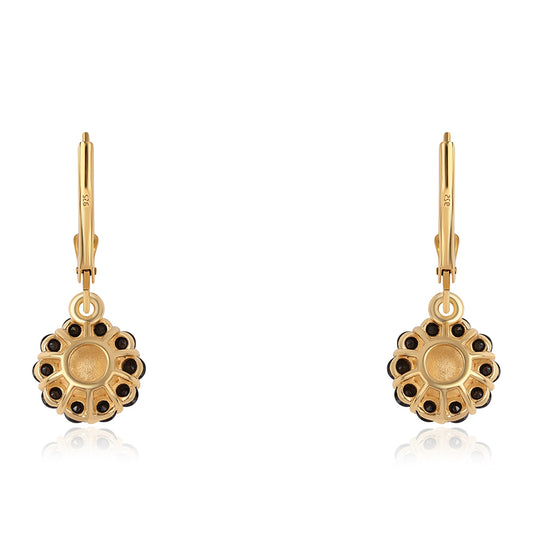Pozlacené Stříbro 925/1000 - Náušnice s Černým spinelem a Bílou Sladkovodní Perlou - Karátové číslo: 3.42. přibližná hmotnost: 2.97 gramů