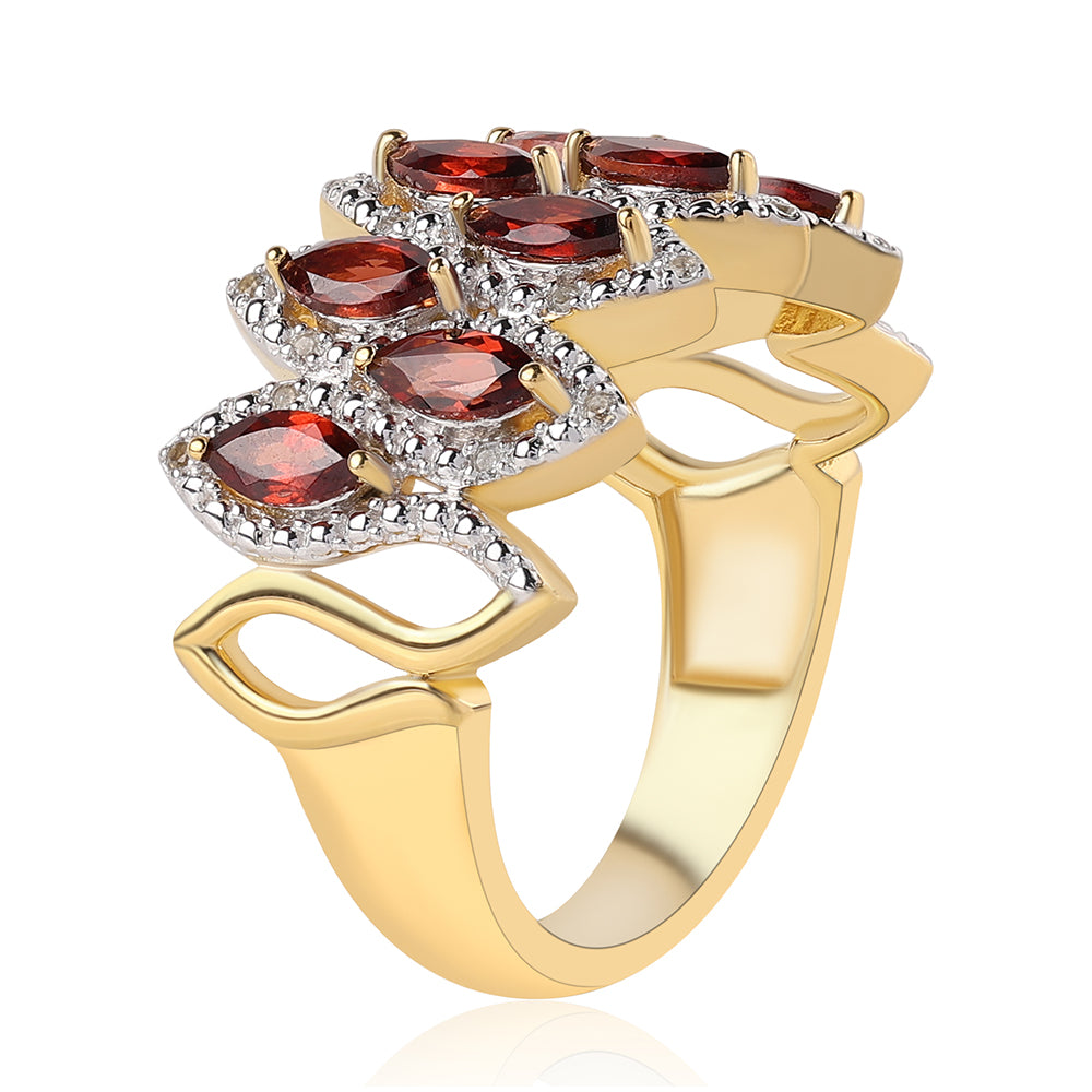 Pozlacené Sterlingové Stříbro 925 / 1000 - Prsten s Bartonským Granátem a Bílým Topazem