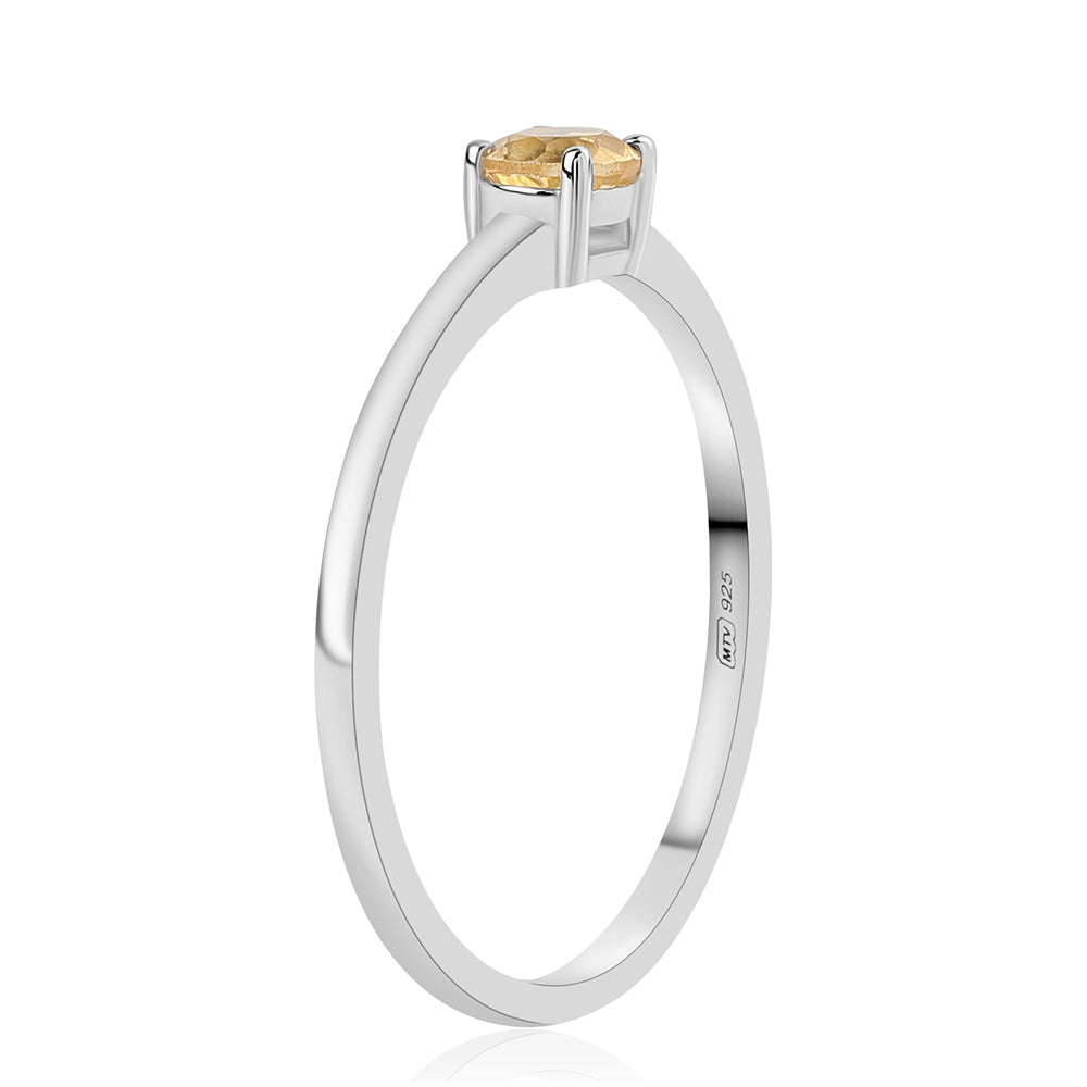 Stříbro 925/1000 - Prsten s Citrínem - Karátové číslo: 0.25. přibližná hmotnost: 1.56 gramů