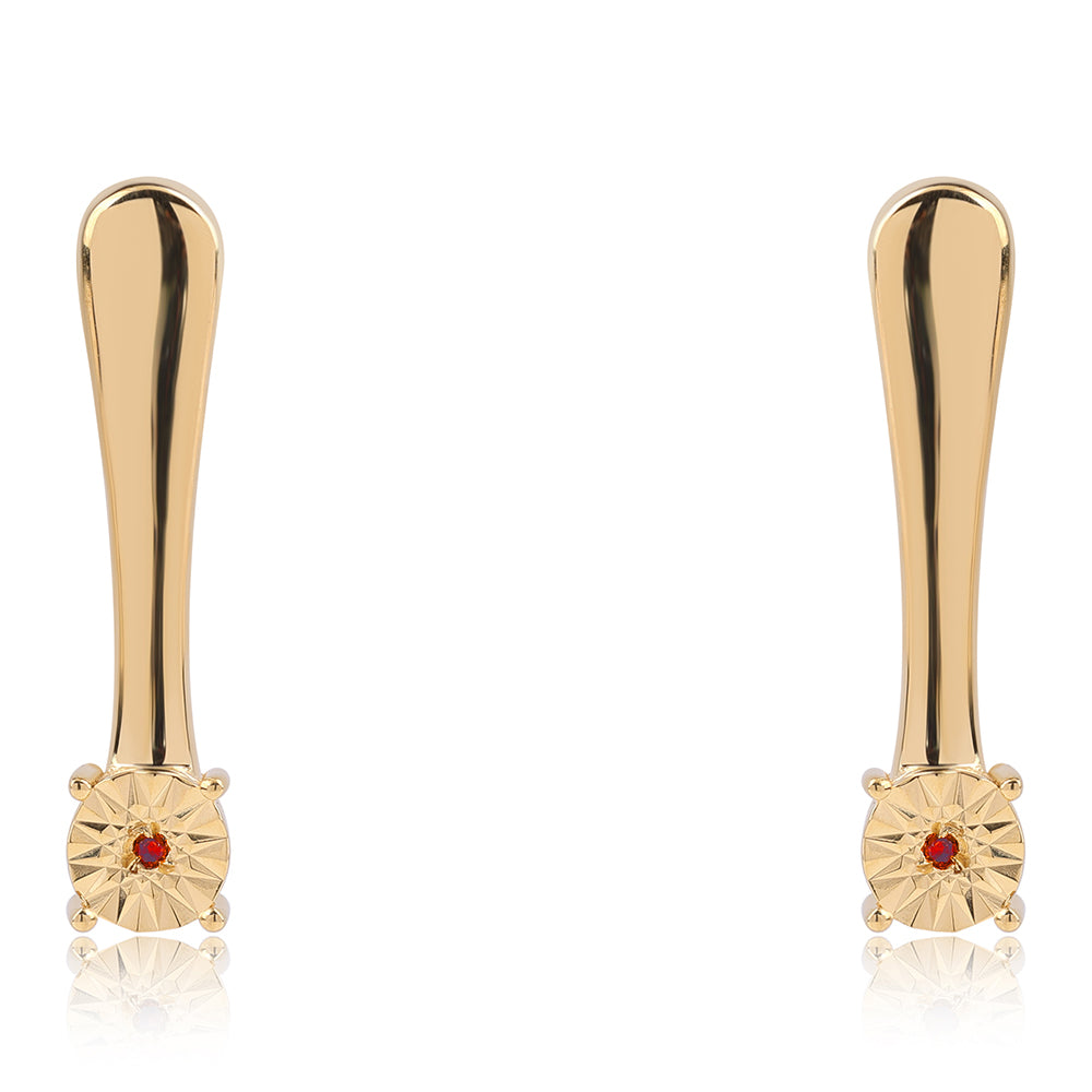 Pozlacené Stříbro 925/1000 - Náušnice s Červeným Diamantem - Karátové číslo: 0.01. přibližná hmotnost: 2.46 gramů