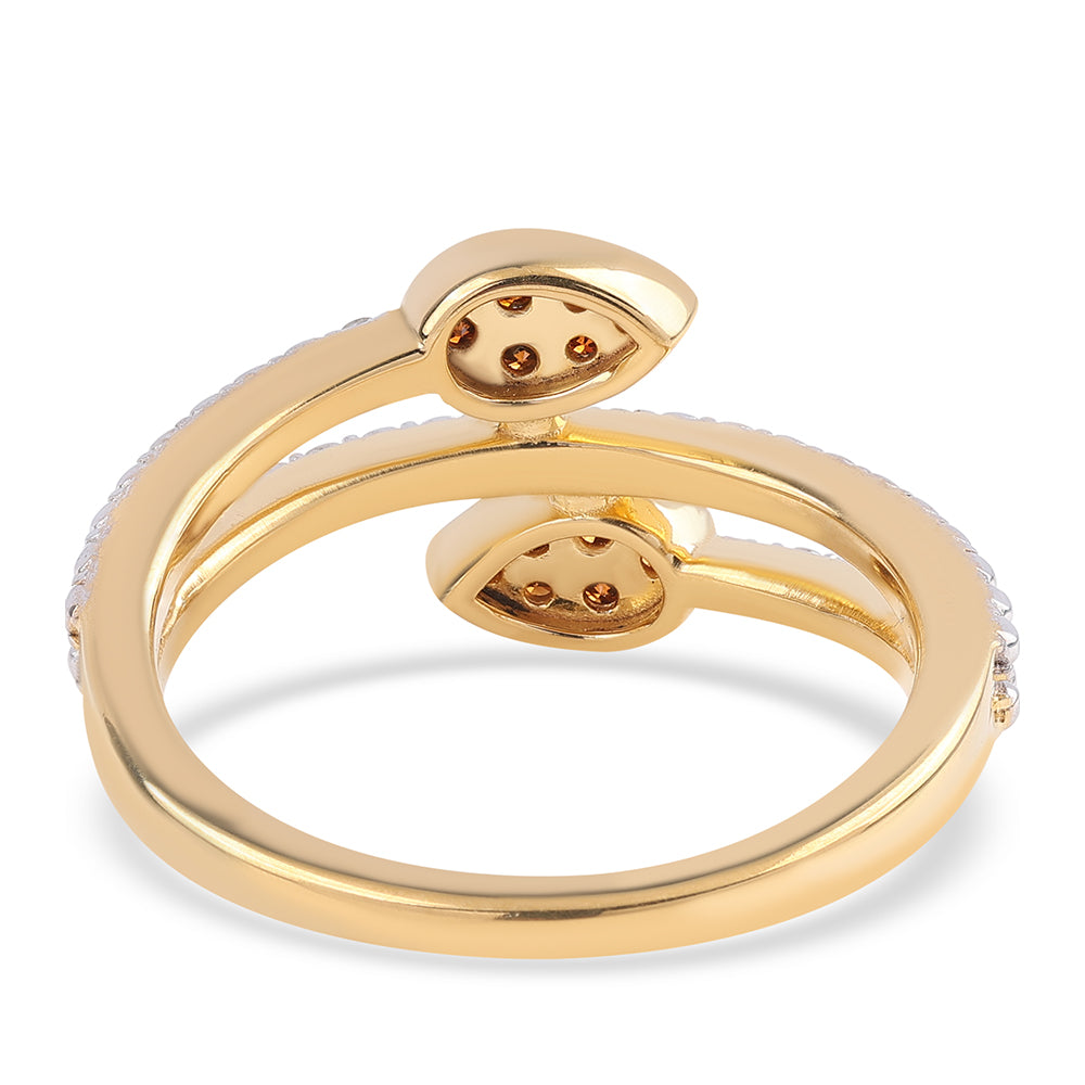 Pozlacené Stříbro 925/1000 - Prsten s Červeným Diamantem a Bílým Diamantem - Karátové číslo: 0.16. přibližná hmotnost: 3.08 gramů