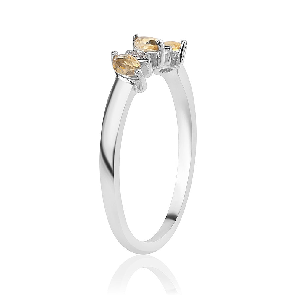 Stříbro 925/1000 - Prsten s Brazilským Citrínem tř.AA a Bílým Topazem - Karátové číslo: 0.49. přibližná hmotnost: 2.17 gramů