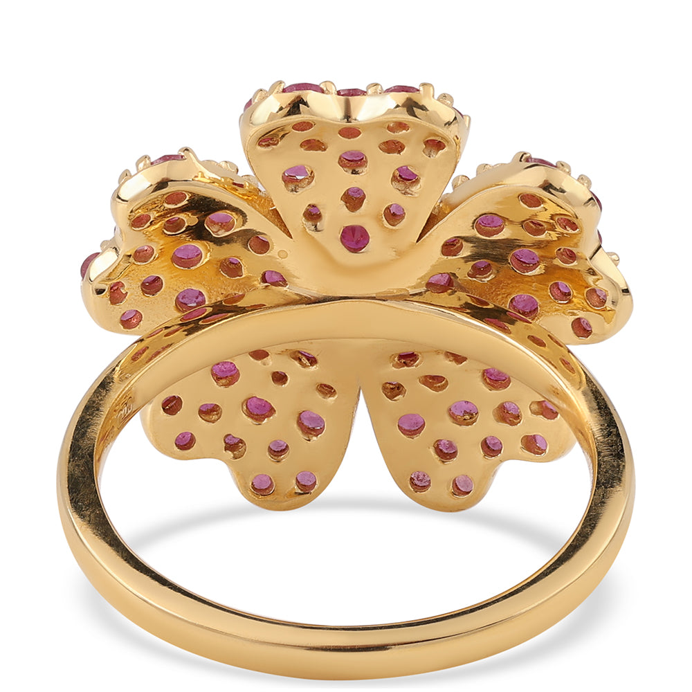 Pozlacené Stříbro 925/1000 - Prsten s Mozambickým Rubínem a Bílým Topazem - Karátové číslo: 1.65. přibližná hmotnost: 4.56 gramů