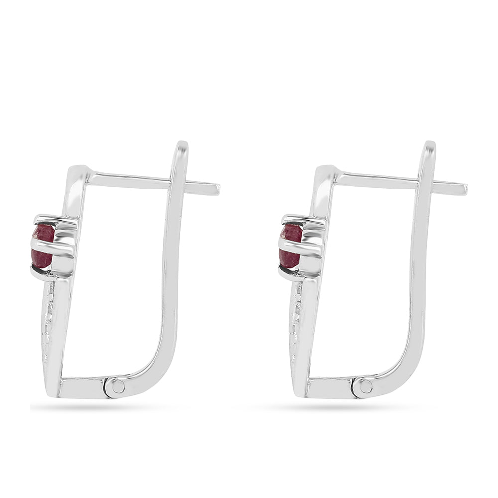 Stříbro 925/1000 - Náušnice s Thajským Rubínem a Bílým Zirkonem - Karátové číslo: 0.49. přibližná hmotnost: 3.07 gramů
