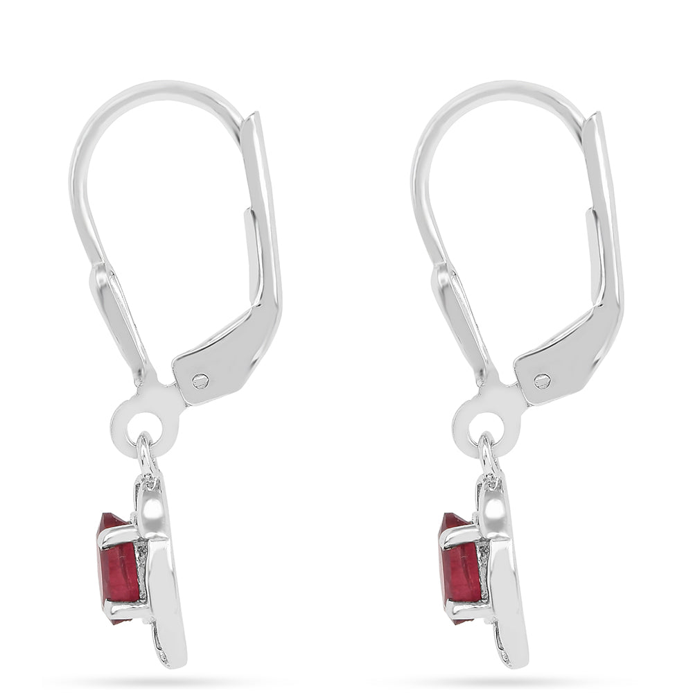 Stříbro 925/1000 - Náušnice s Thajským Rubínem - Karátové číslo: 0.71. přibližná hmotnost: 1.68 gramů