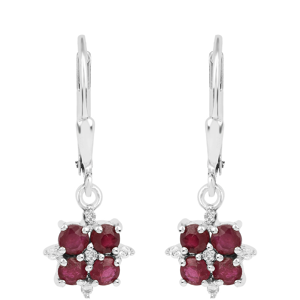 Stříbro 925/1000 - Náušnice s Thajským Rubínem a Bílým Zirkonem - Karátové číslo: 1.6. přibližná hmotnost: 2.38 gramů