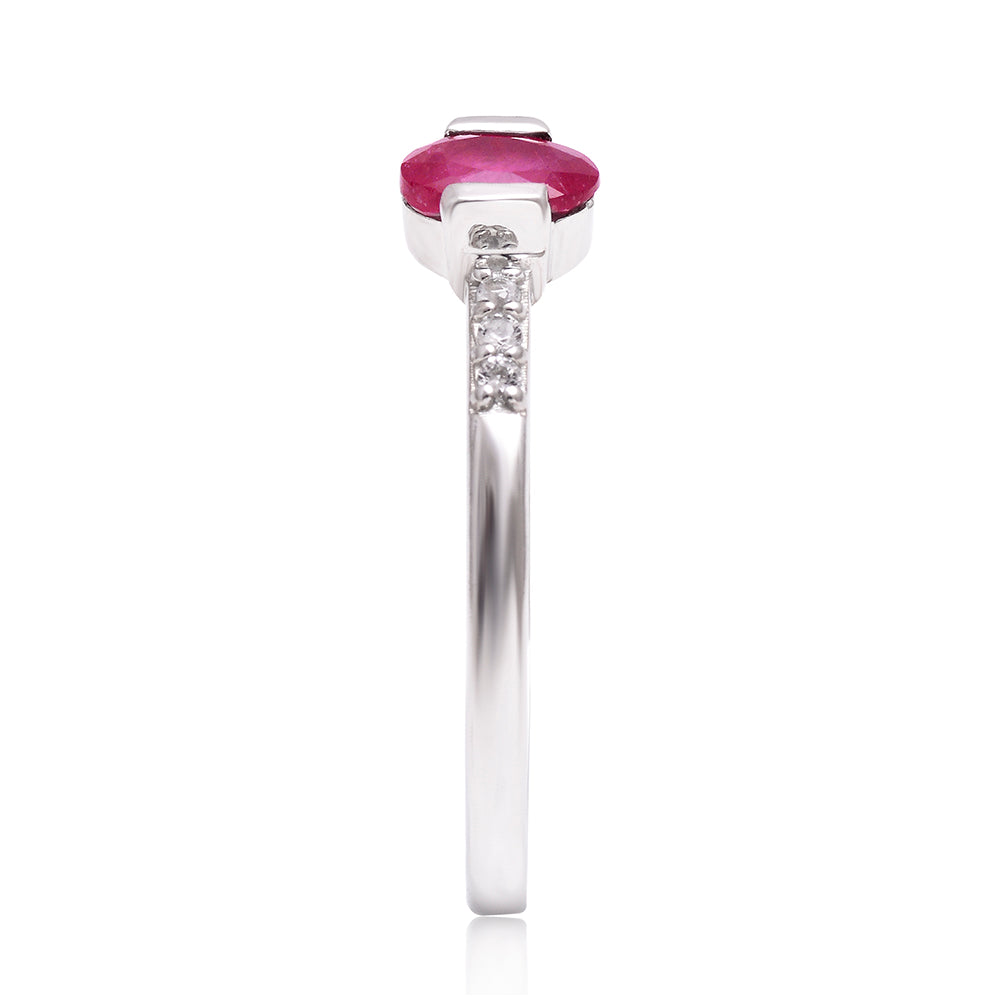 Stříbro 925/1000 - Prsten s Madagaskarským Rubínem a Bílým Topazem - Karátové číslo: 0.59. přibližná hmotnost: 1.73 gramů