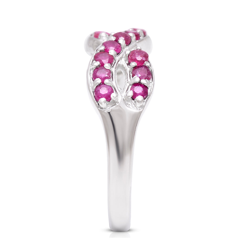 Stříbrný Prsten s Madagaskarským Rubínem
