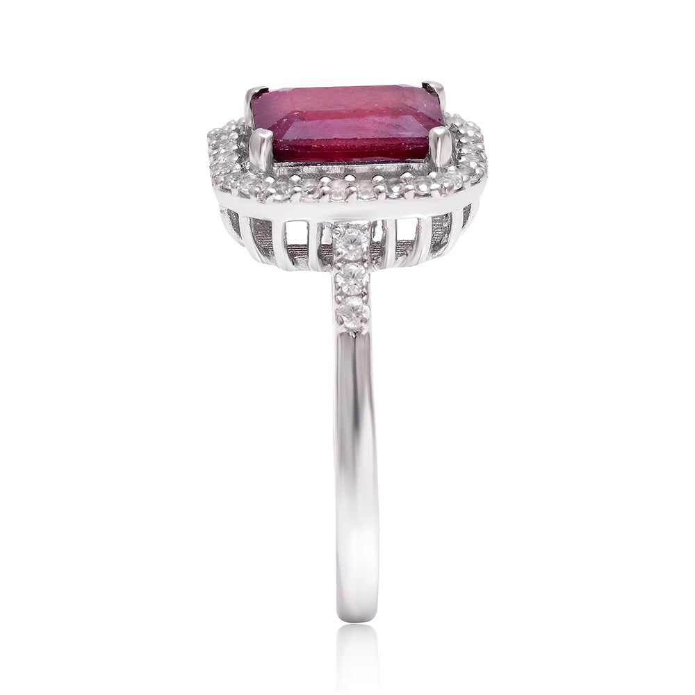 Stříbro 925/1000 - Prsten s Madagaskarským Rubínem a Bílým Topazem - Karátové číslo: 3.75. přibližná hmotnost: 3.63 gramů