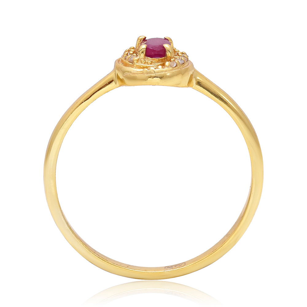 Pozlacené Stříbro 925/1000 - Prsten s Madagaskarským Rubínem a Bílým Topazem - Karátové číslo: 0.09. přibližná hmotnost: 1.83 gramů